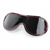 Чёрная перфорированная маска из кожи с красной строчкой - БДСМ Арсенал - купить с доставкой в Бердске