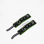 Черно-зеленые кожаные наручники с зеленой строчкой - Crazy Handmade - купить с доставкой в Бердске