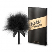 Пуховка для эротических игр Tickle Me Tickler - Bijoux Indiscrets - купить с доставкой в Бердске