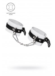 Бело-черные мягкие оковы с одним ремешком и люверсами - Pecado - купить с доставкой в Бердске