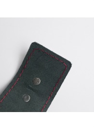 Черные кожаные наручники с красной строчкой - Crazy Handmade - купить с доставкой в Бердске