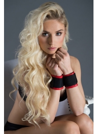 Полиуретановые манжеты для фиксации рук вместе Bound Together Wrist Restraints - Blush Novelties - купить с доставкой в Бердске