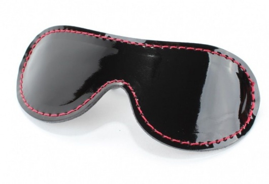 Чёрная перфорированная маска из кожи с красной строчкой - БДСМ Арсенал - купить с доставкой в Бердске