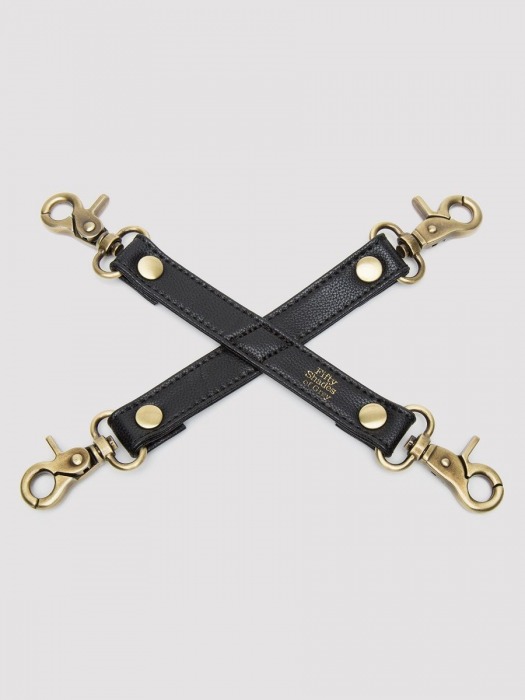 Черный фиксатор для манжет Bound to You Faux Leather Hogtie - Fifty Shades of Grey - купить с доставкой в Бердске