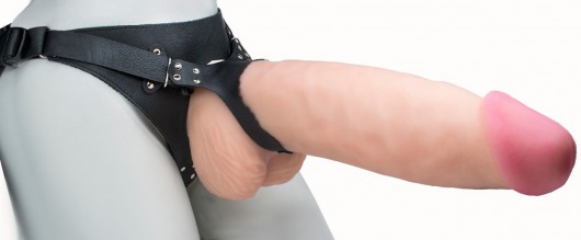 Телесный реалистичный фаллоимитатор на черных трусиках Real Big Strap-On - 34,5 см. - LOVETOY (А-Полимер) - купить с доставкой в Бердске