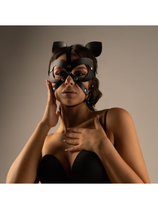 Черная кожаная маска-шлем с маленькими ушками - Crazy Handmade - купить с доставкой в Бердске
