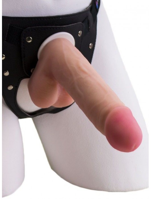 Страпон в подарочной упаковке: трусики с плугом и фаллоимитатор-насадка - 16 см. - LOVETOY (А-Полимер) - купить с доставкой в Бердске