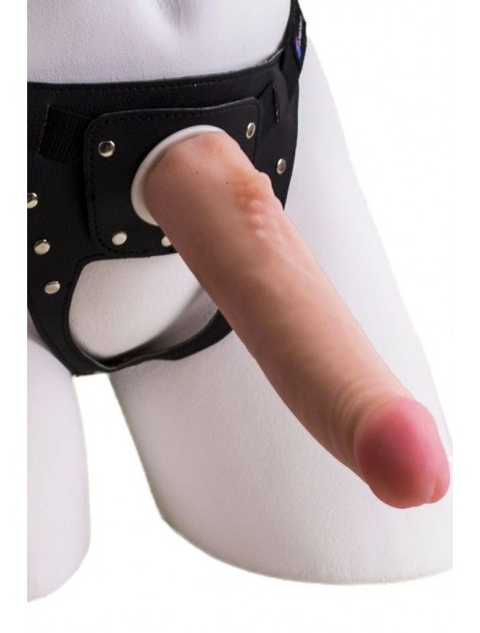 Реалистичный страпон Harness из трусиков и насадки-фаллоса - 18,5 см. - LOVETOY (А-Полимер) - купить с доставкой в Бердске