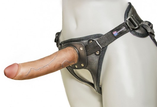 Насадка-фаллоимитатор на кожаных трусиках Harness Ultra Realistic 7  - 18 см. - LOVETOY (А-Полимер) - купить с доставкой в Бердске